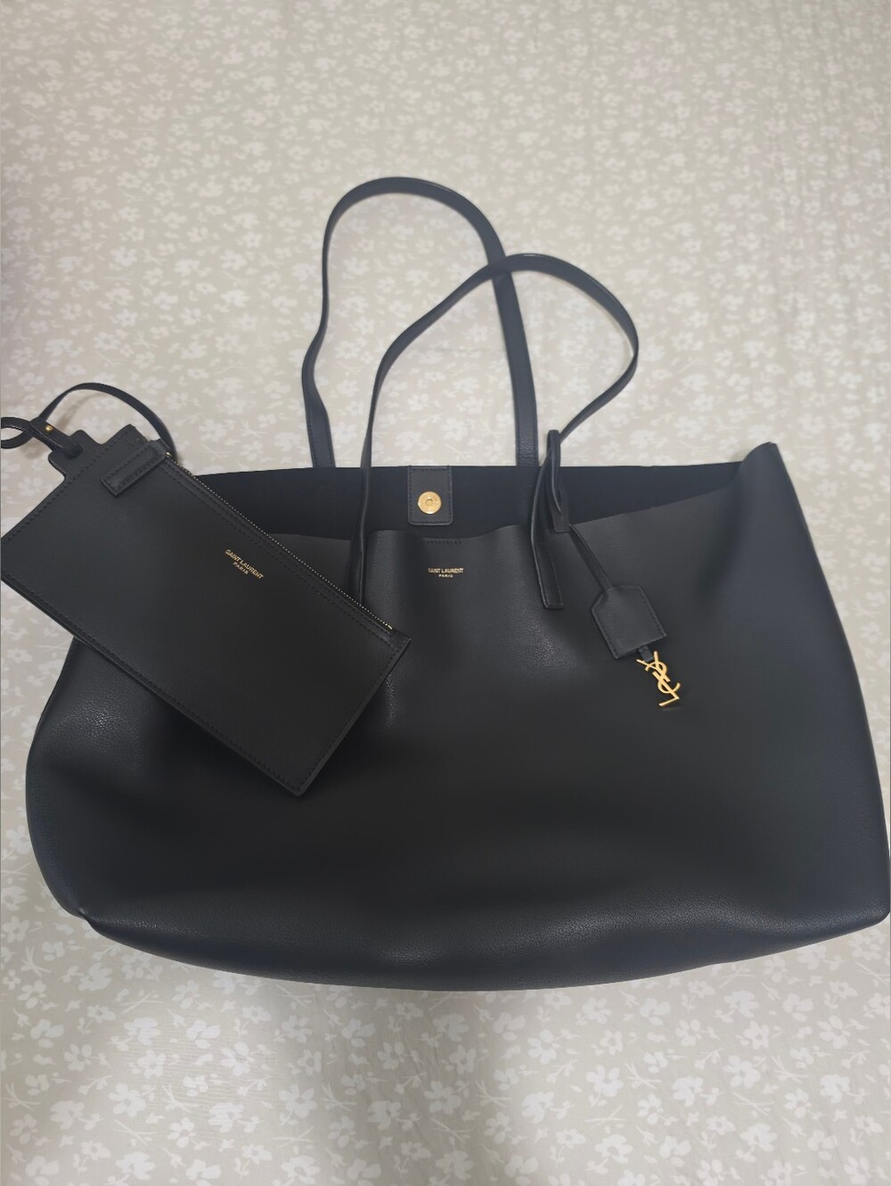 Saint Laurent Black Leather Tote Bag - Picture 7 of 7